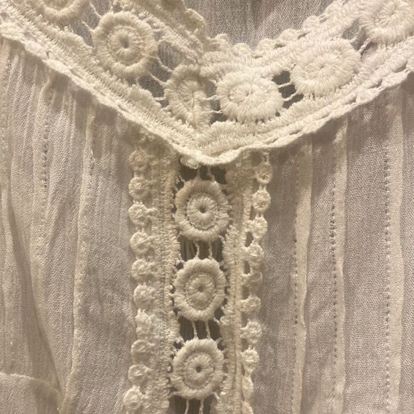 Lacy Feminine Tank Top by Acemi Size S - Picture 3 of 5